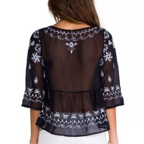 Free People Boho Blues Top Medium 6 8 Navy Bold Embroidery Blouse Shirt Breezy - Picture 6 of 14